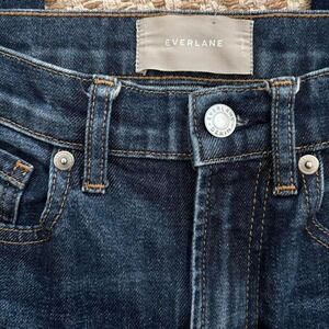 Everlane Blue Wash Straight Leg Jeans - Size 24R‎ EUC